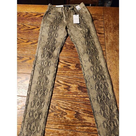 NWT Judy Blue Paula Snake Print Skinny sz 1/25 - Picture 2 of 5